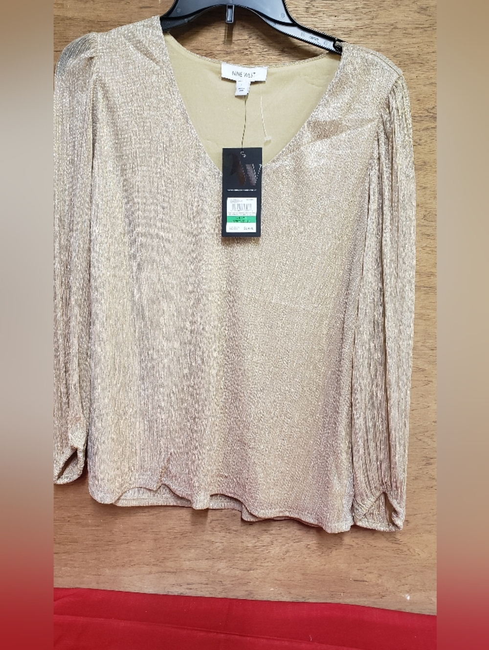 Nine West Ladies Shimmer Metallic Blouse In Champagne Gold Large NWT